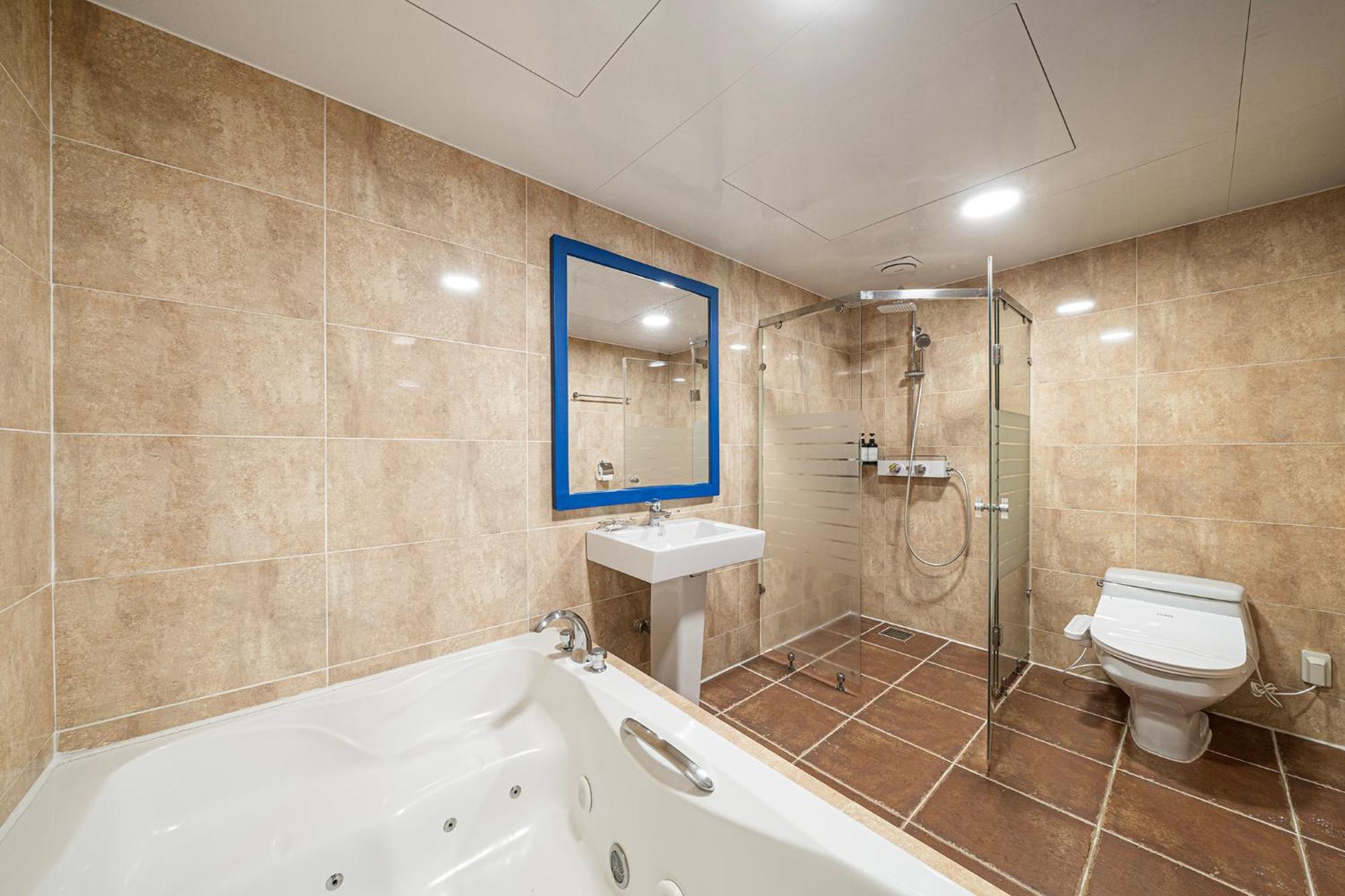 Noblesse Hotel Jeju Bagian luar foto