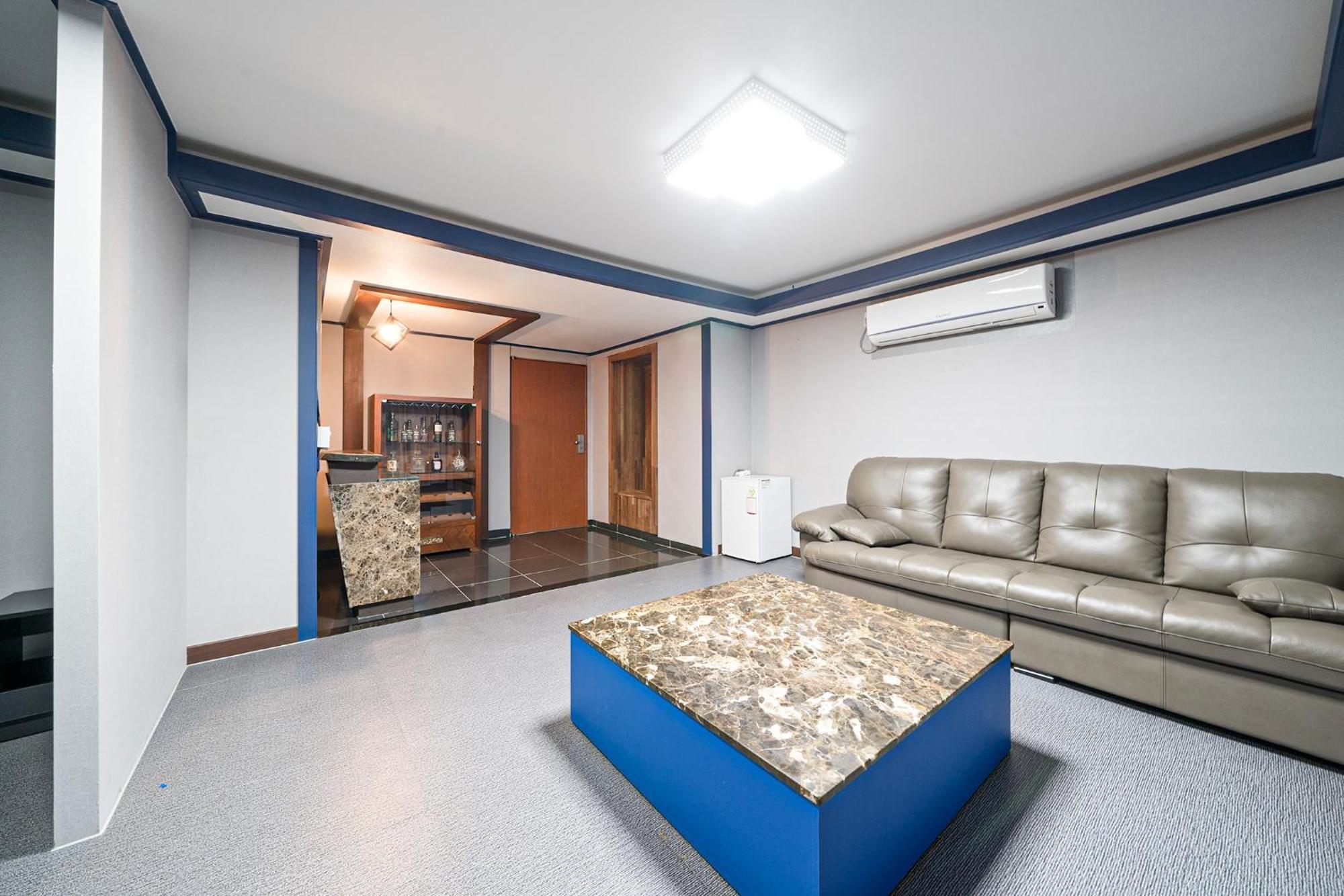 Noblesse Hotel Jeju Bagian luar foto