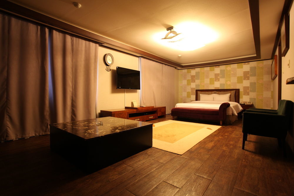 Noblesse Hotel Jeju Bagian luar foto