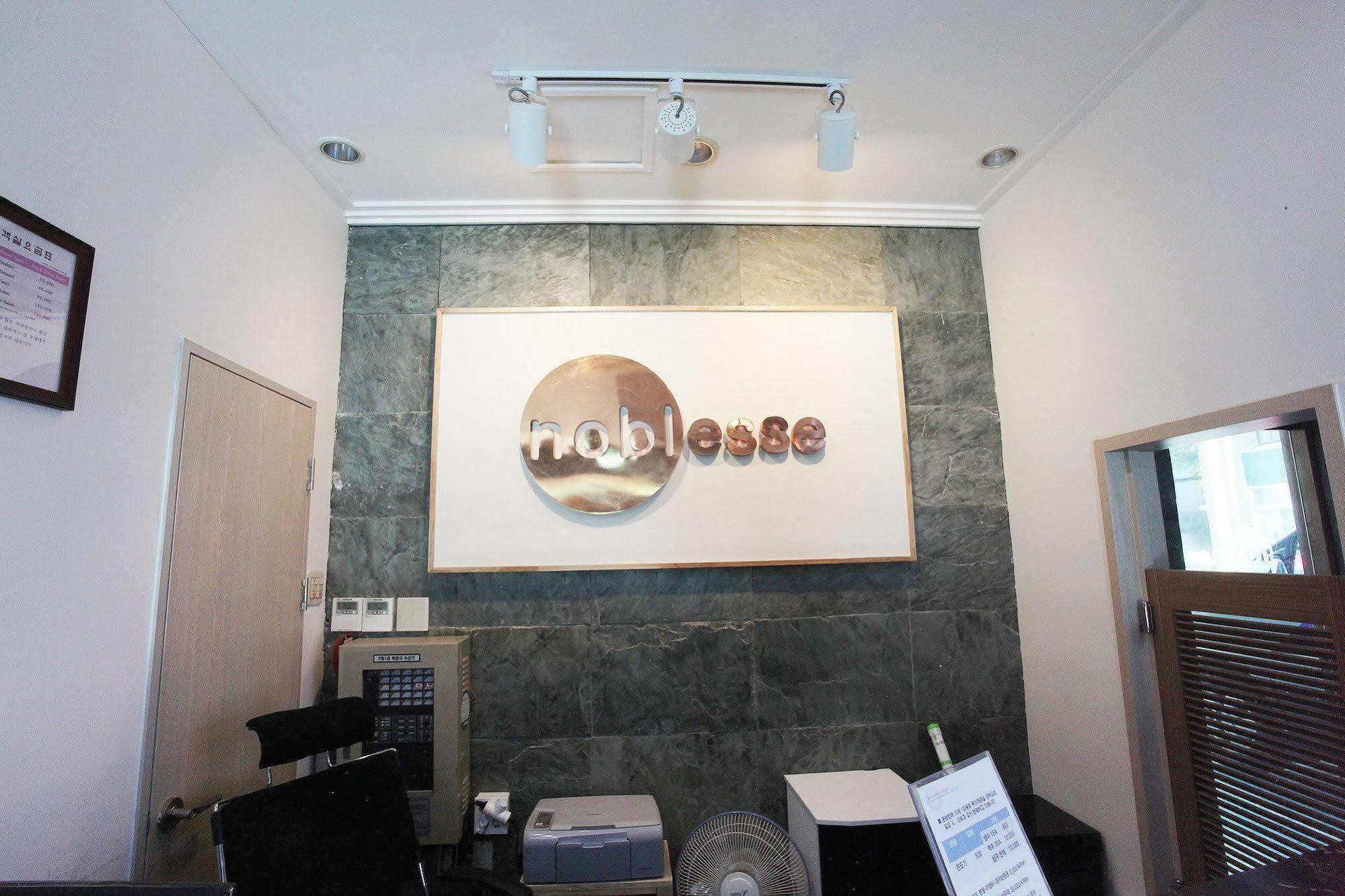 Noblesse Hotel Jeju Bagian luar foto
